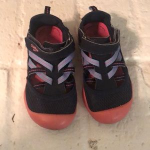 OshKosh Bgosh girls sport sandals washable size 7